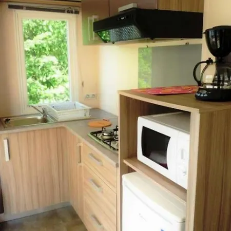 Mobil-home 4 Pers, 2 Ch, Jardin Et Barbecue - Api-1-52-1349 Campsite Champagnac-le-Vieux